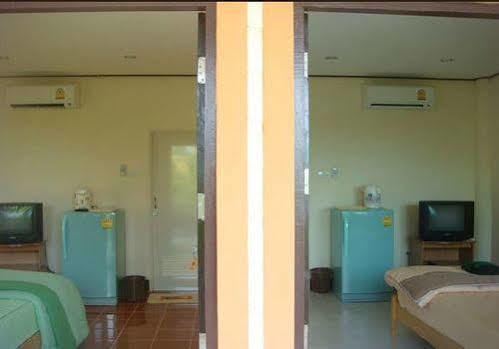 Kanchanaporn Resort Ko Lan Exterior photo