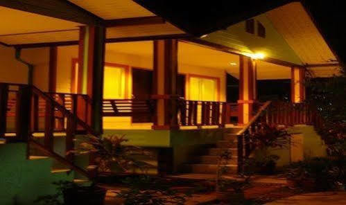 Kanchanaporn Resort Ko Lan Exterior photo